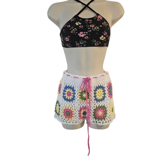 Musera Crochet Boho Shorts Colorful Hollow Out Cover Up  Floral Granny Square L - Picture 5 of 17